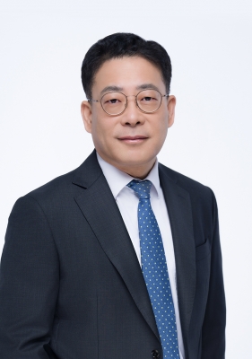김동규